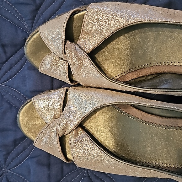 Sliver wedge shoes - Picture 3 of 3